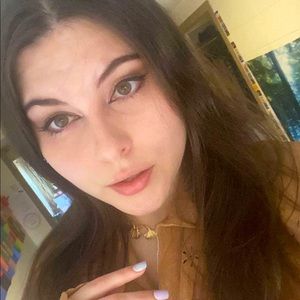 Meet your Posher, Molly